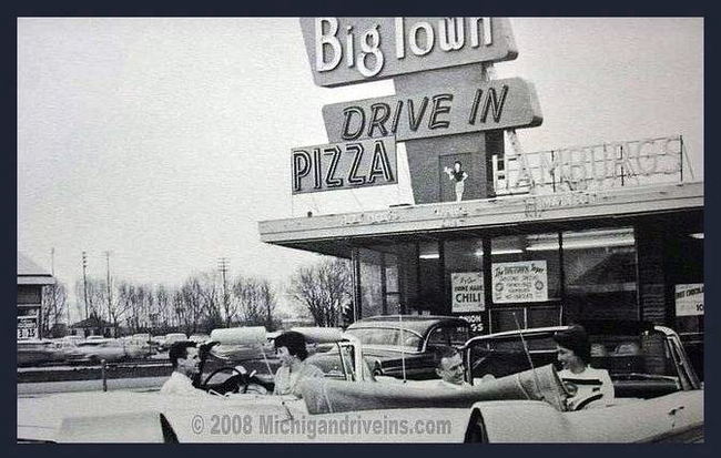 Big Town Drive-In - Vintage Photo From Michigan Drive-Ins (newer photo)